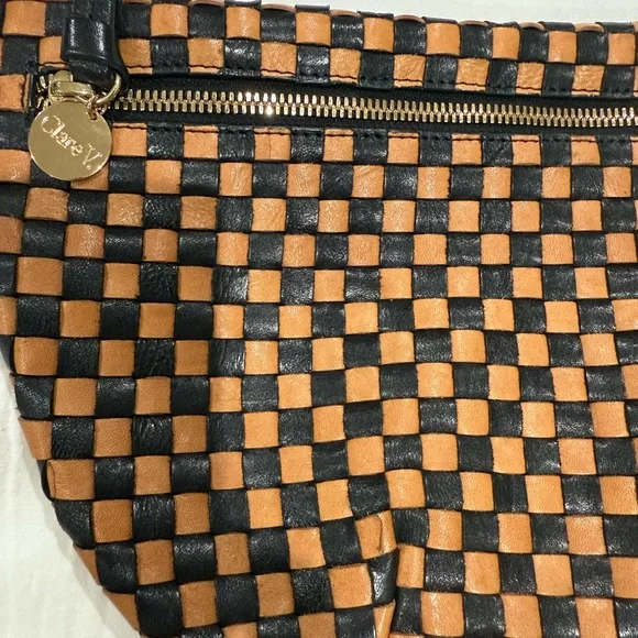 Clare V Grande Fanny - Picture 4 of 9